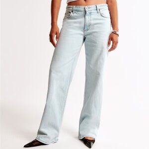 Abercrombie Low rise baggy jeans